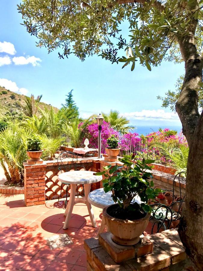 Villa Zen تاورمينا المظهر الخارجي الصورة